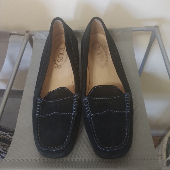 Tod's Black Suede Gommino Driving Loafers size 37 - Picture 2 of 14